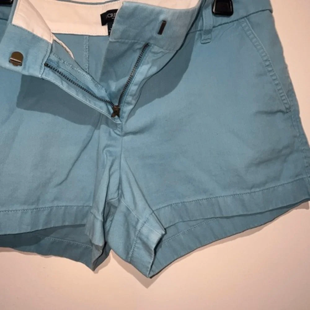 J.‎ Crew Women's Blue Classic Mid Rise Cotton Flat Front Chino Shorts Size 8